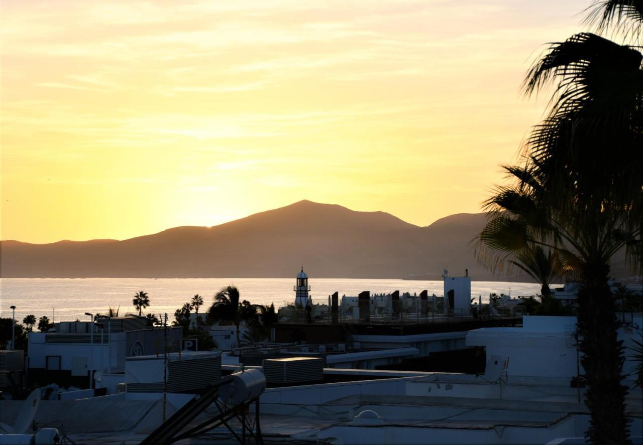 Penthouse Ocean View Puerto Del Carmen Lägenhet Puerto del Carmen  Exteriör bild